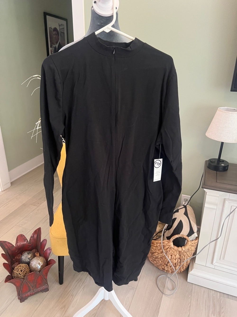 Fashion to Figure Black Long-Sleeve short Jumpsuit